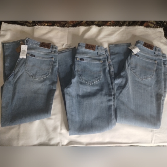 3 NWT Lee Women's Legendary Skinny Blue Jeans 28x28 - Picture 3 of 16